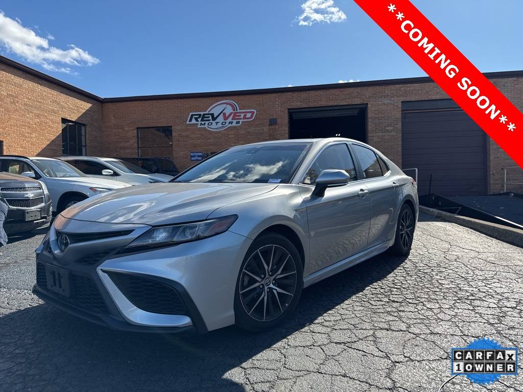 2022 Toyota Camry SE — Sedan — 60,114 mi — Addison, IL
