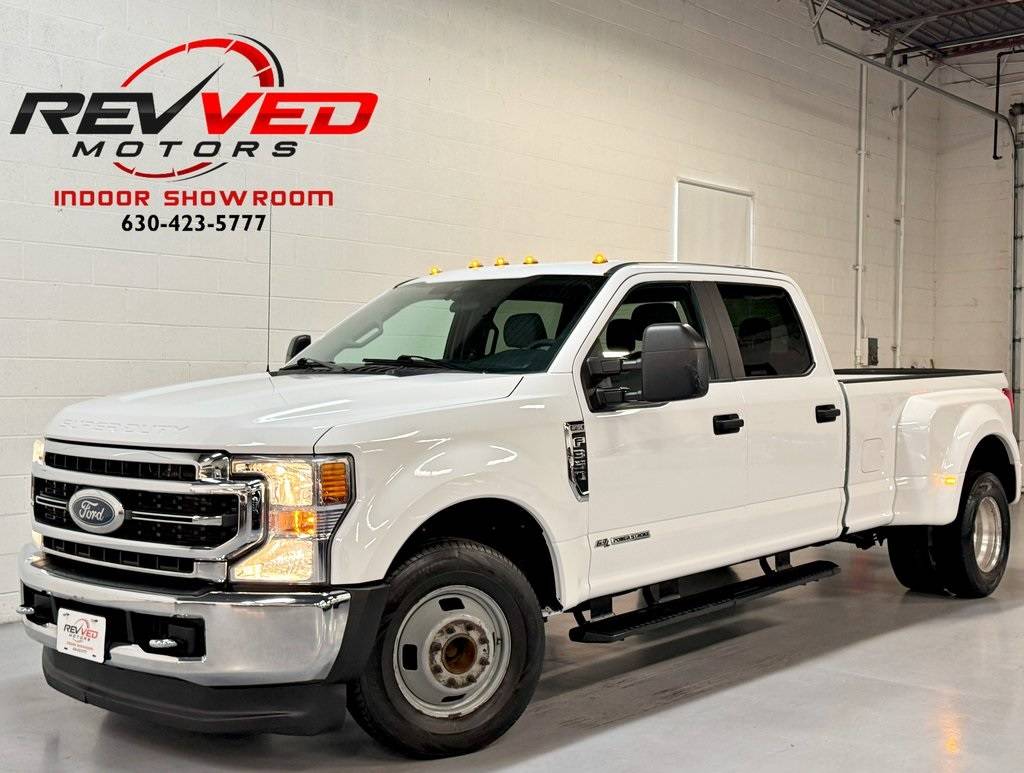2021 Ford Super Duty F-350 XLT — Pickup Truck — 64,814 mi — Addison, IL