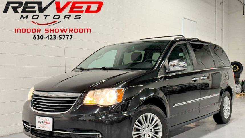 2015 Chrysler Town & Country Touring-L — Minivan — 134,473 mi — Addison, IL