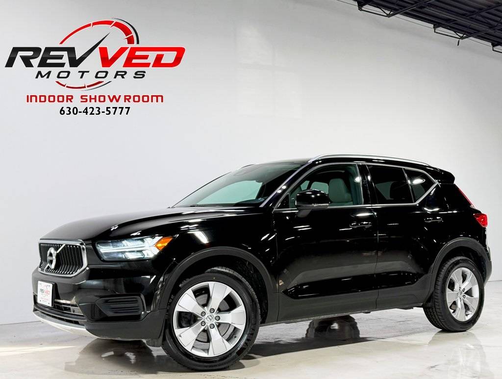 2020 Volvo XC40 Momentum — SUV — 74,226 mi — Addison, IL