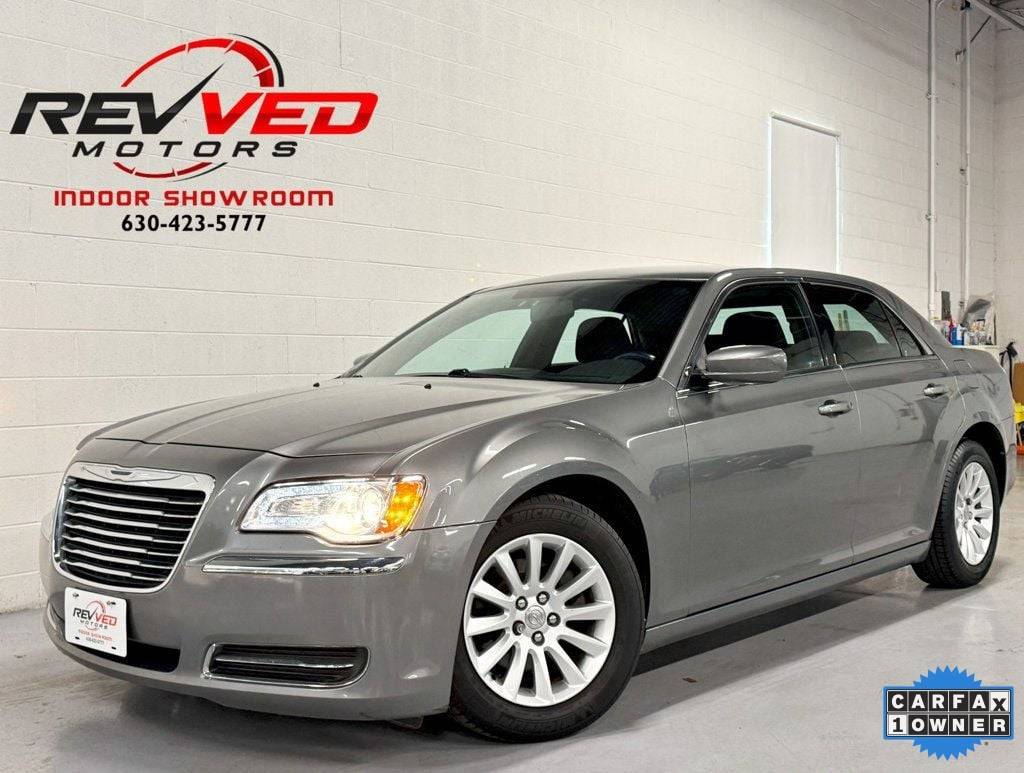 2012 Chrysler 300 Base — Sedan — 123,660 mi — Addison, IL