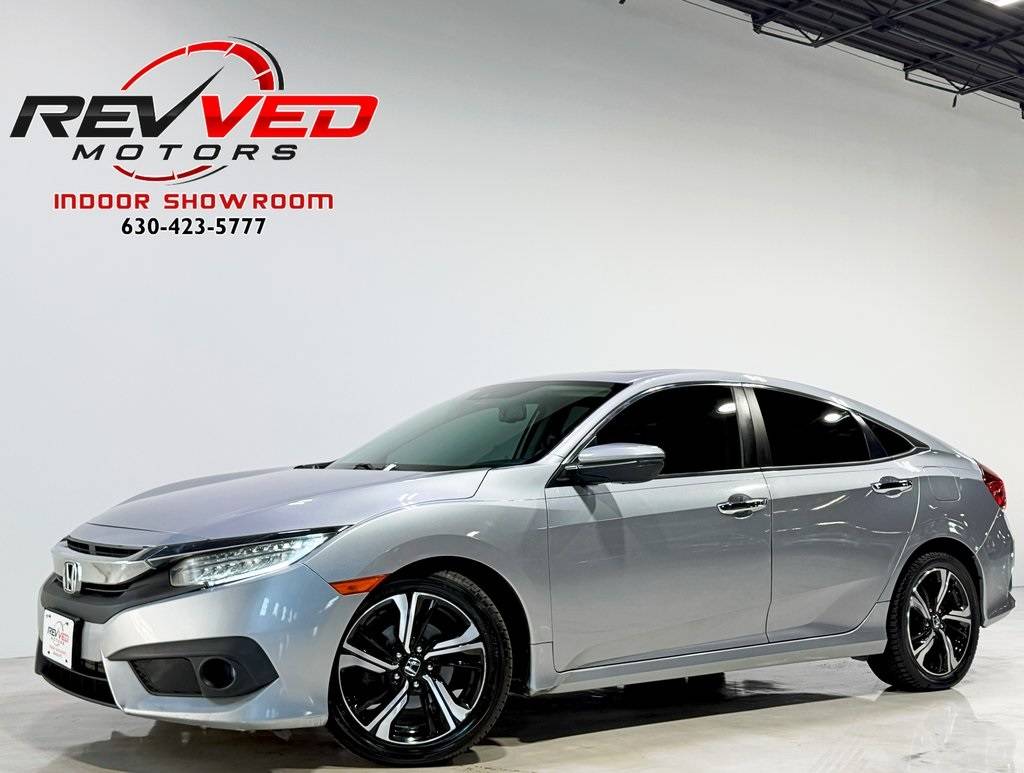 2016 Honda Civic Touring — Sedan — 135,668 mi — Addison, IL