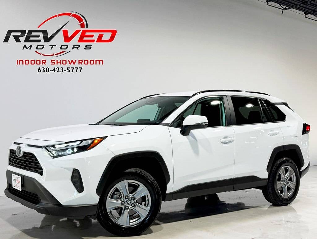 2024 Toyota RAV4 XLE — SUV — 33,966 mi — Addison, IL
