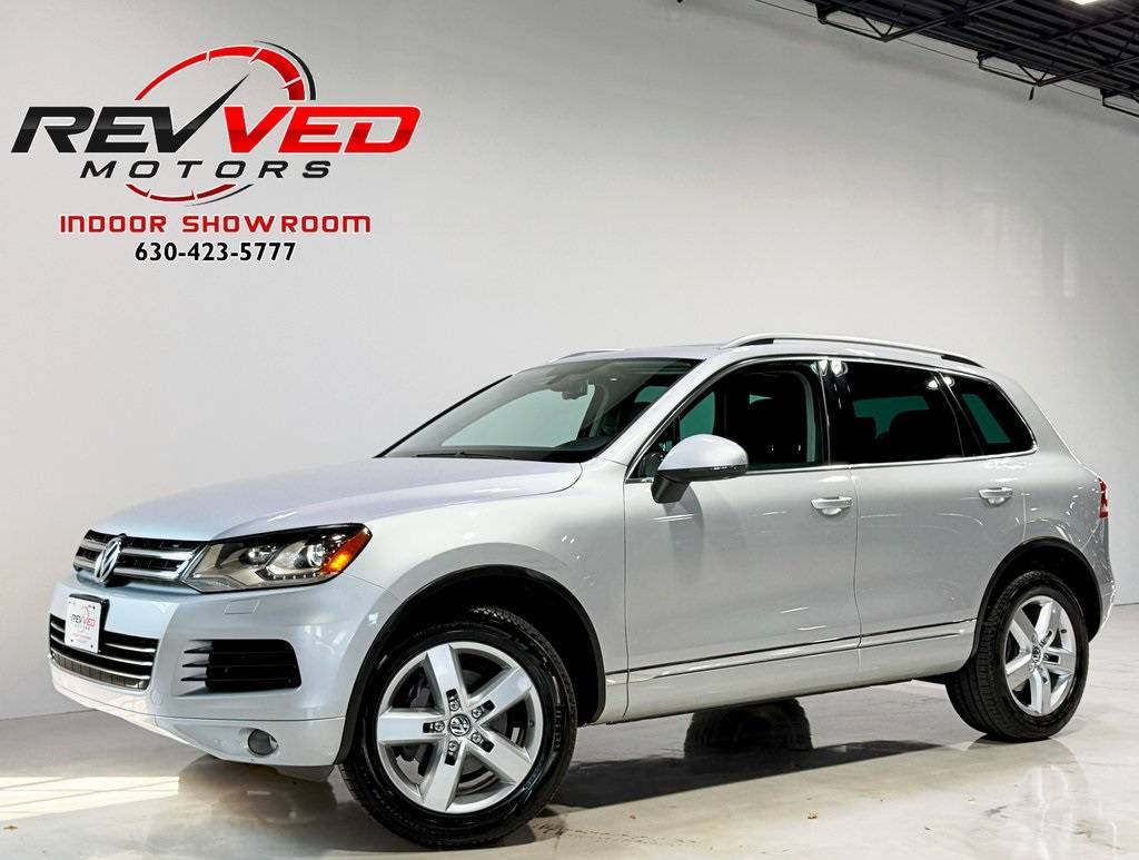 2013 Volkswagen Touareg VR6 Sport — SUV — 94,816 mi — Addison, IL