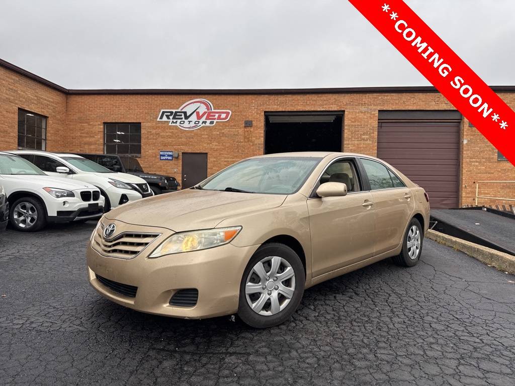 2011 Toyota Camry LE — Sedan — 191,383 mi — Addison, IL