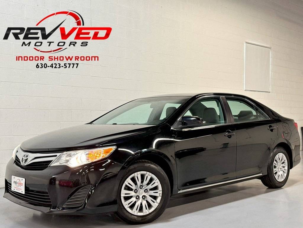 2013 Toyota Camry LE — Sedan — 120,698 mi — Addison, IL
