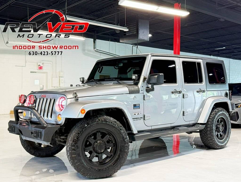 2016 Jeep Wrangler Sahara — SUV — 101,213 mi — Addison, IL