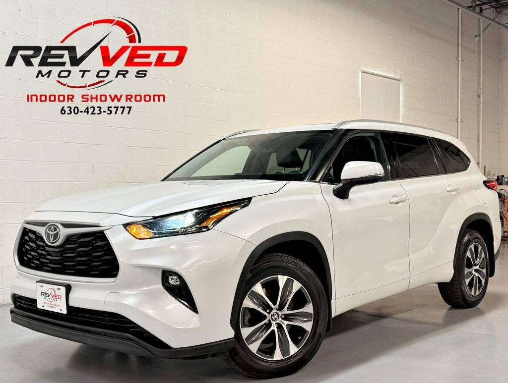 2022 Toyota Highlander XLE — SUV — 135,679 mi — Addison, IL