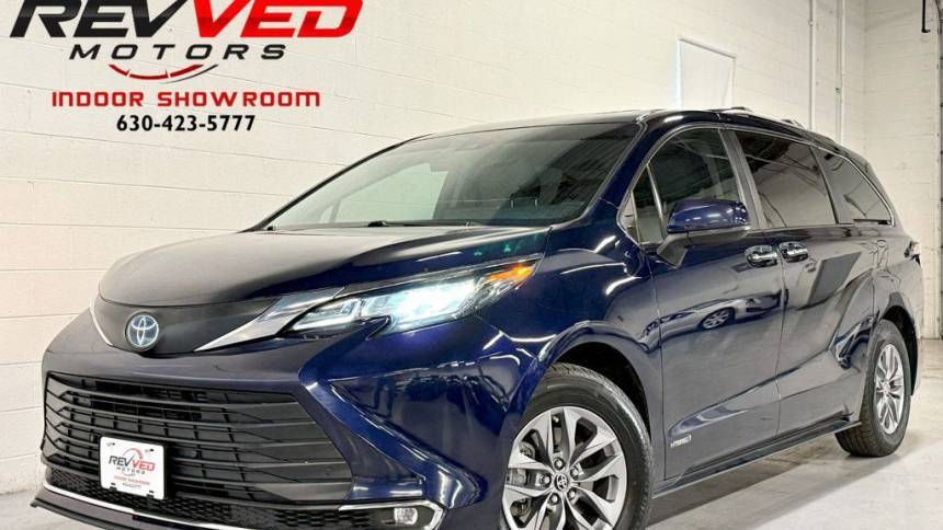 2021 Toyota Sienna XLE — Minivan — 271,954 mi — Addison, IL