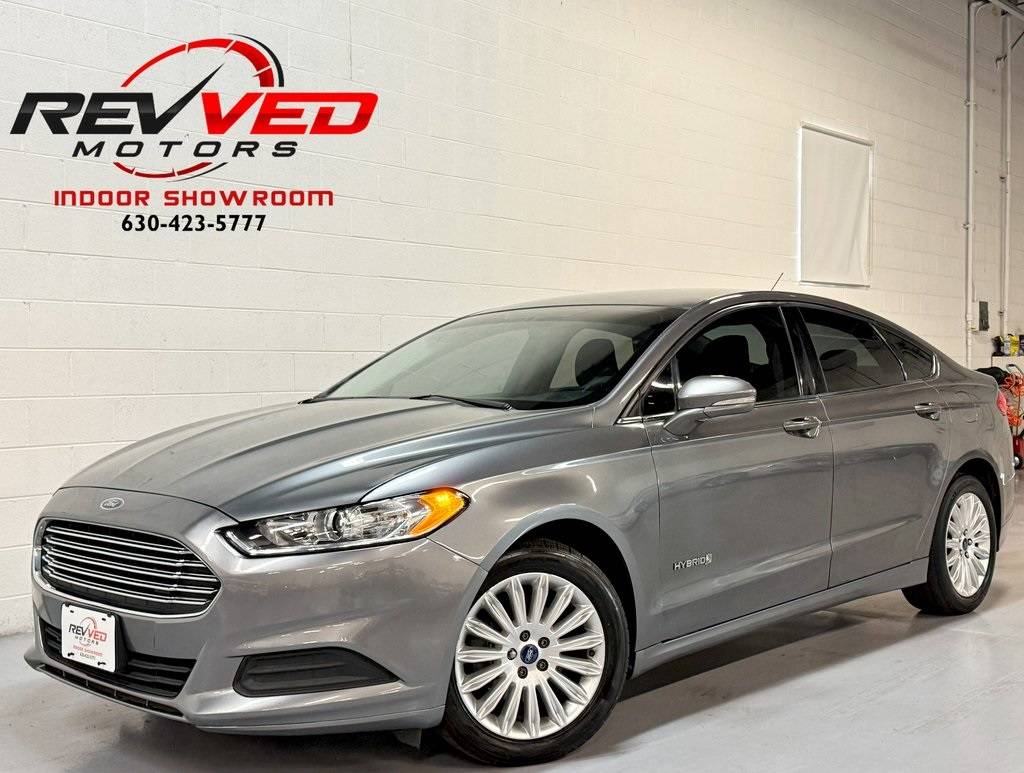 2014 Ford Fusion Hybrid SE — Sedan — 121,148 mi — Addison, IL