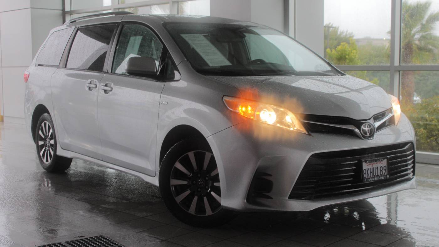 2019 Toyota Sienna LE — Minivan — 34,193 mi — Richmond, CA