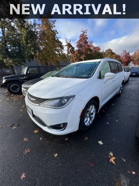 2020 Chrysler Pacifica Touring L — Minivan — 59,376 mi — Renton, WA