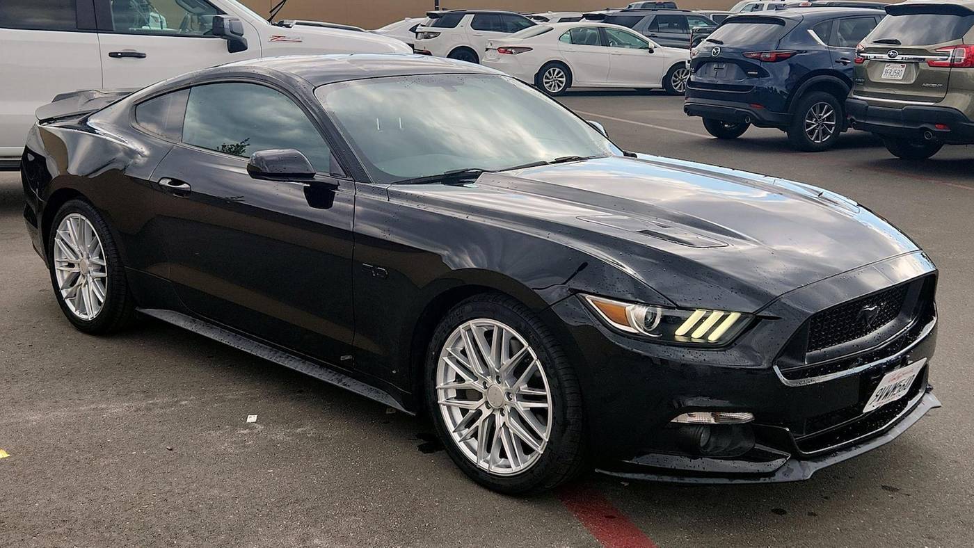 2017 Ford Mustang GT