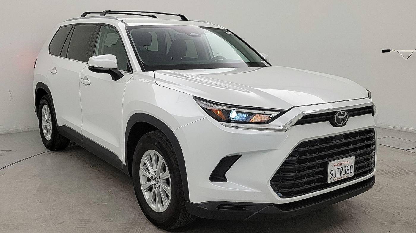 2024 Toyota Grand Highlander XLE — SUV — 15,191 mi — Bakersfield, CA