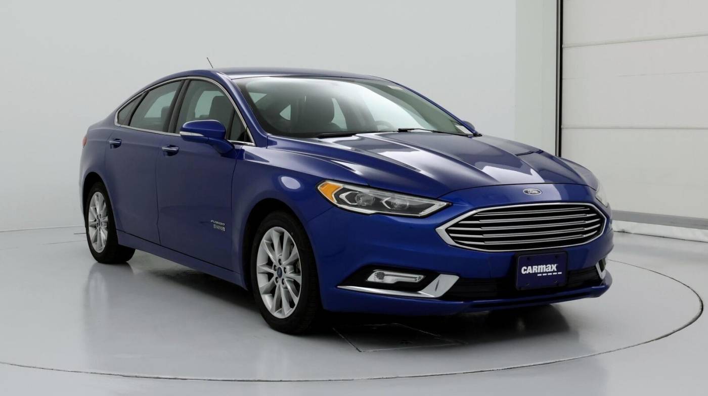 2017 Ford Fusion Energi SE — Sedan — 76,430 mi — Bakersfield, CA