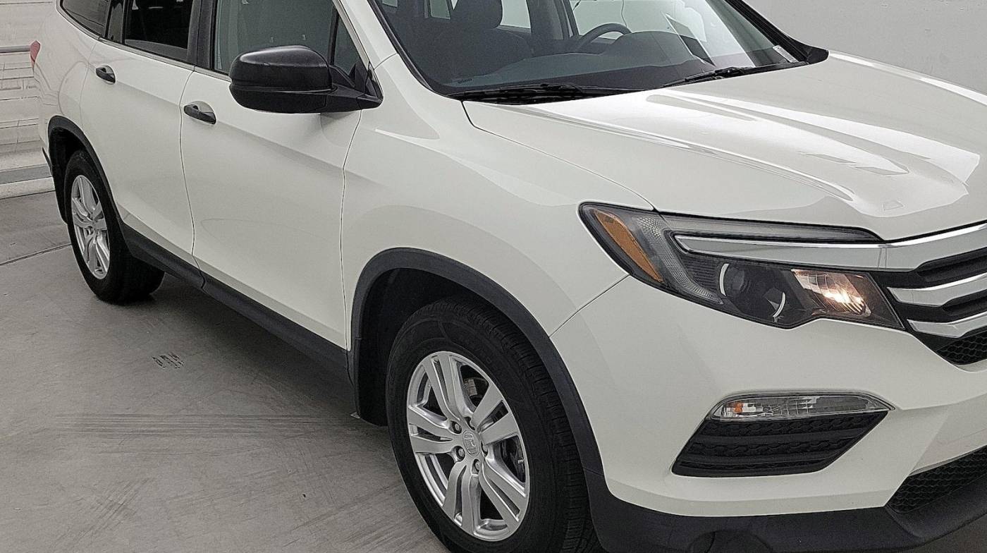 2018 Honda Pilot LX — SUV — 92,383 mi — Bakersfield, CA