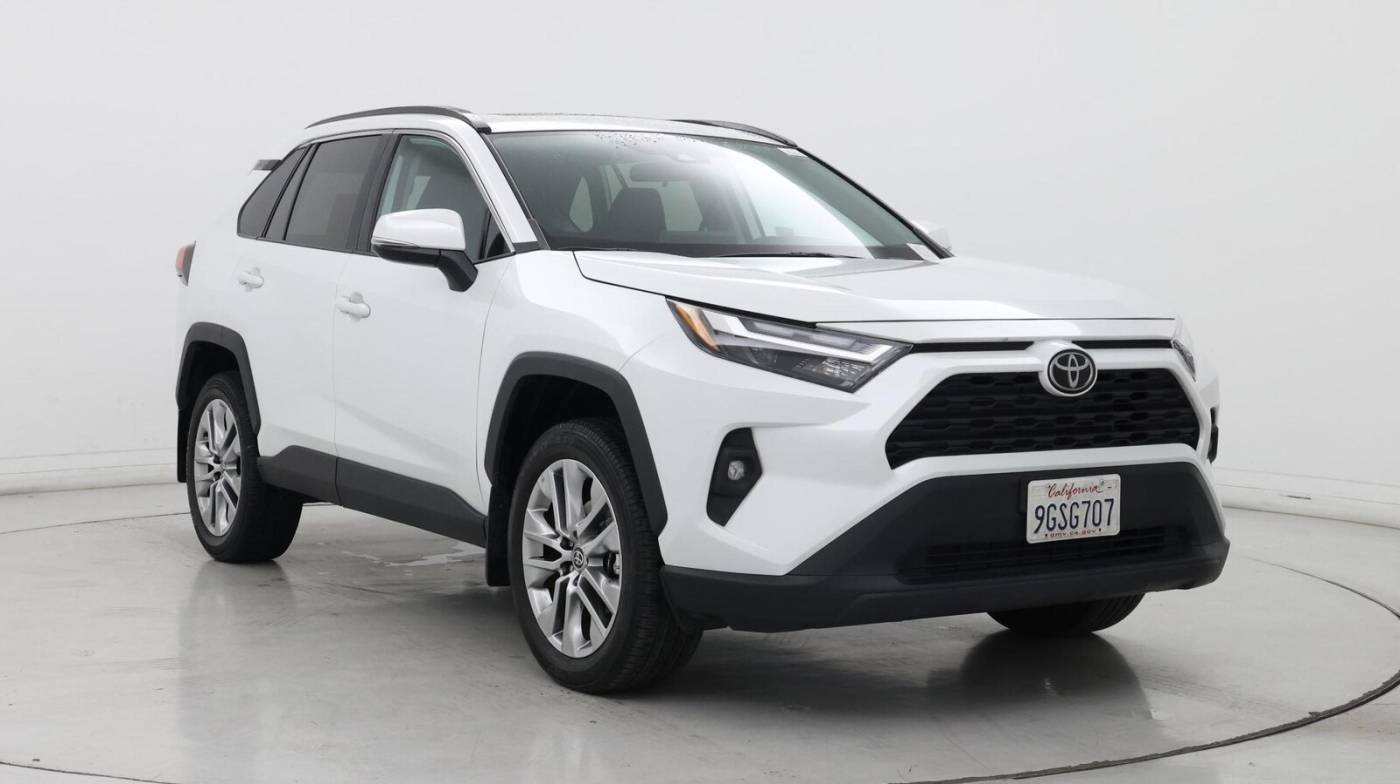 2023 Toyota RAV4 XLE Premium — SUV — 25,622 mi — Bakersfield, CA
