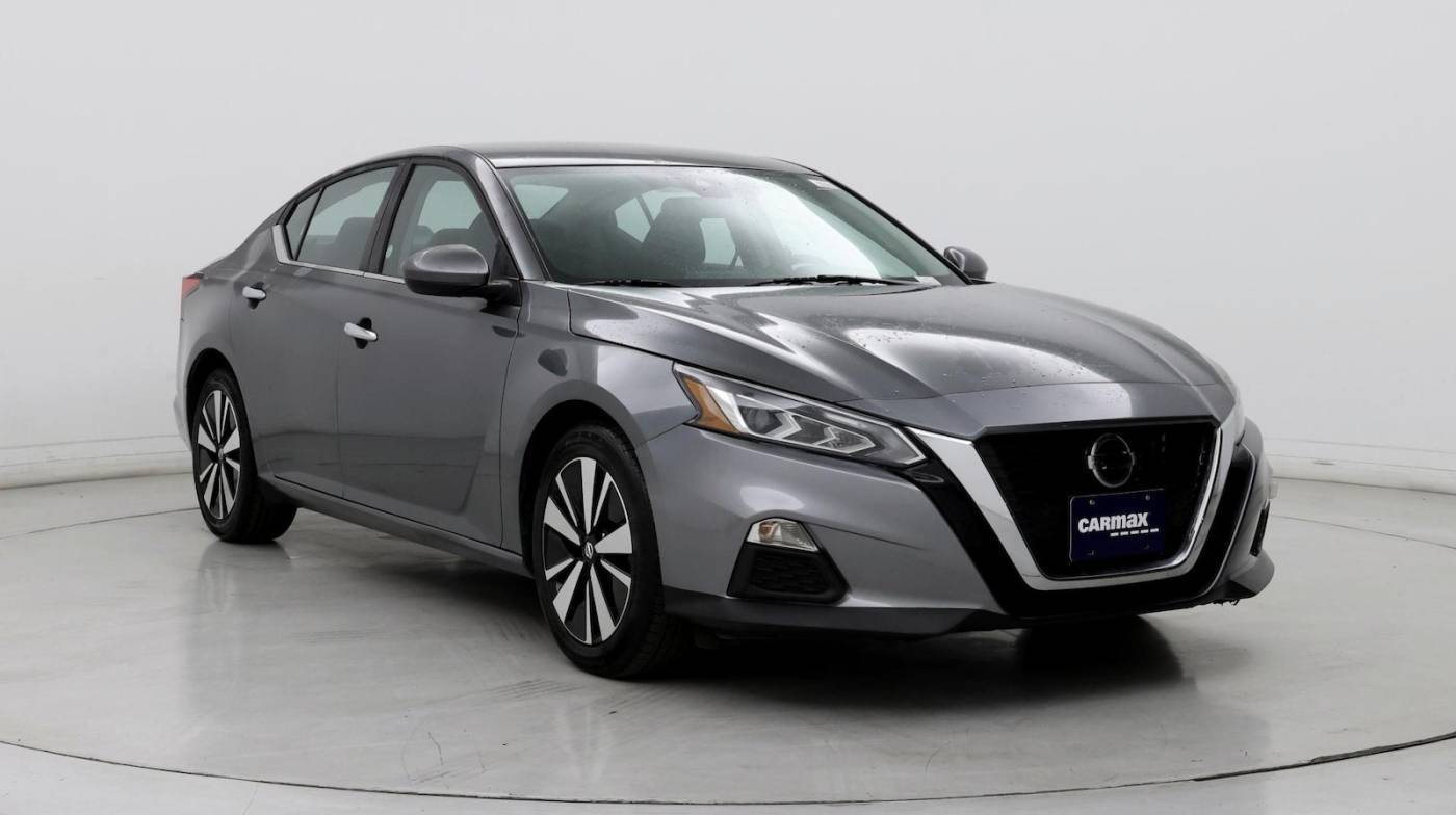 2022 Nissan Altima SV — Sedan — 48,434 mi — Bakersfield, CA