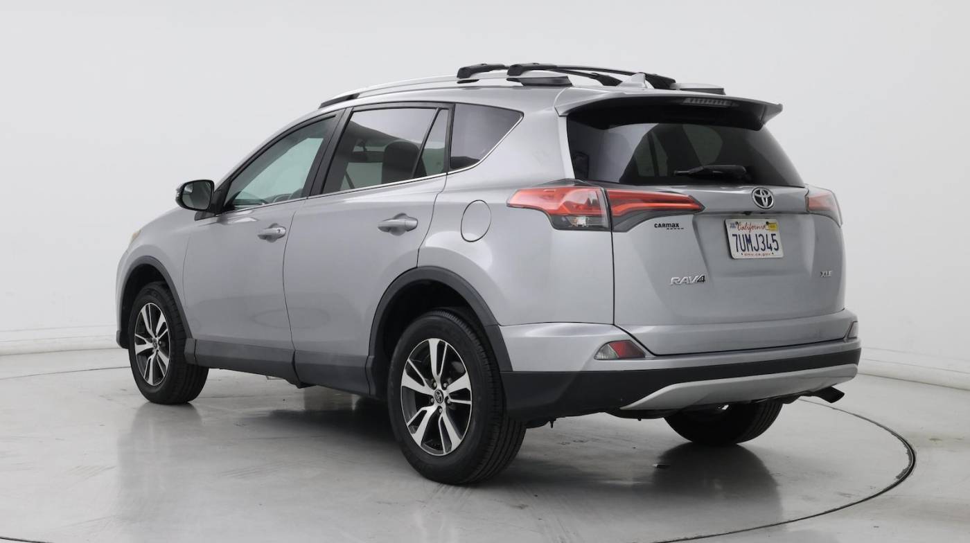 2016 Toyota RAV4 XLE — SUV — 120,821 mi — Bakersfield, CA