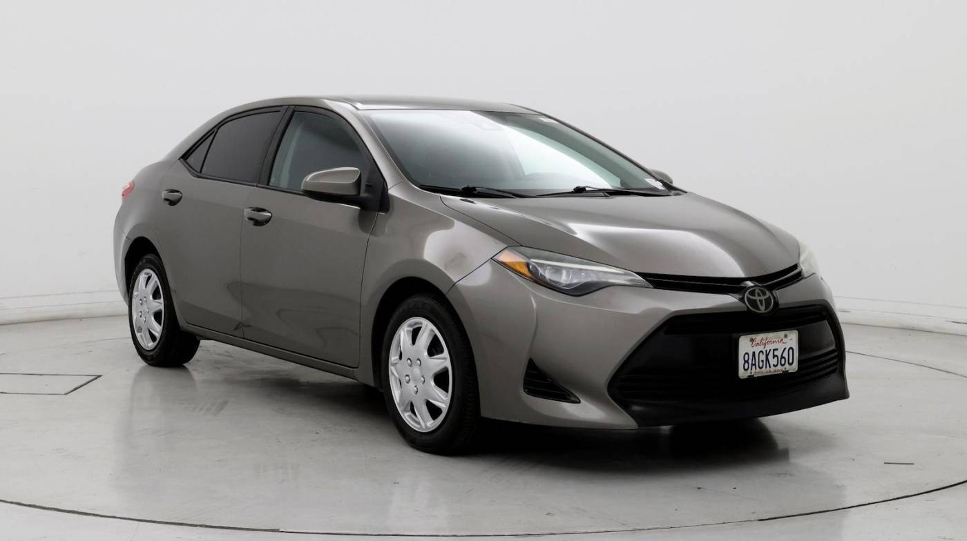 2018 Toyota Corolla LE — Sedan — 77,135 mi — Bakersfield, CA