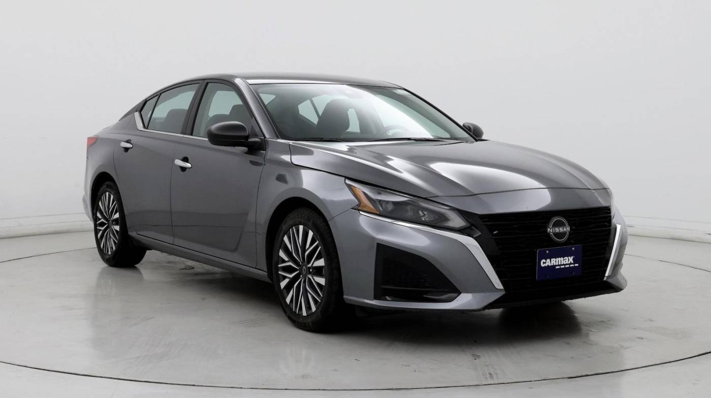 2024 Nissan Altima SV — Sedan — 12,719 mi — Bakersfield, CA
