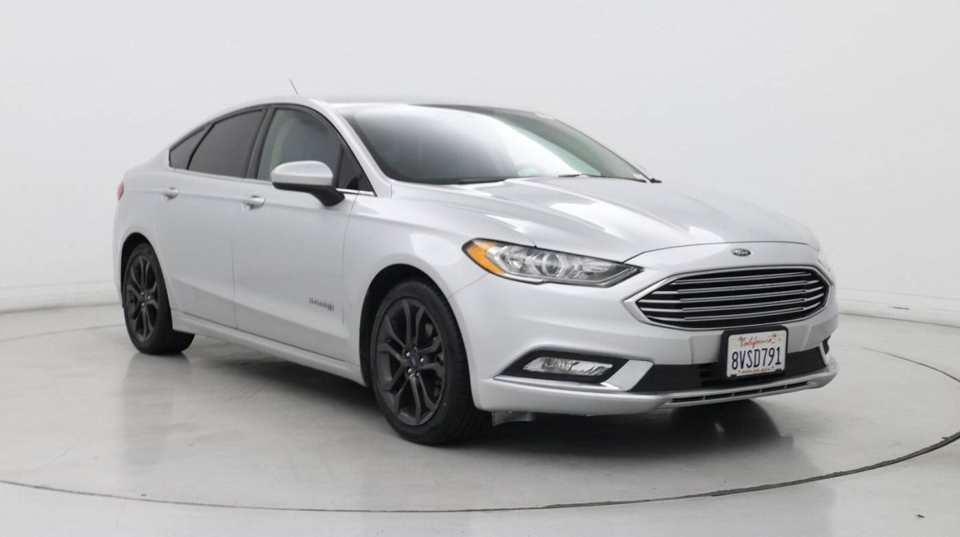 2018 Ford Fusion Hybrid SE — Sedan — 98,346 mi — Bakersfield, CA