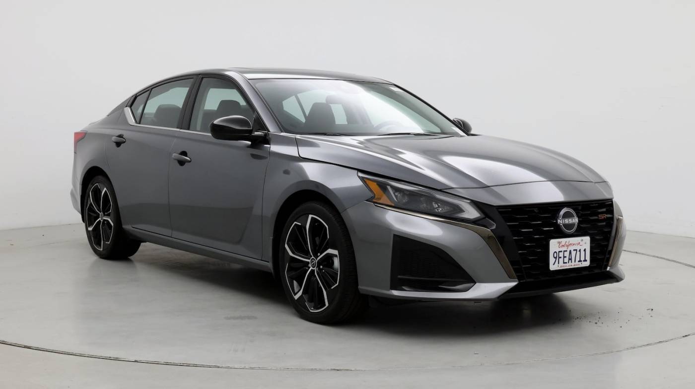 2023 Nissan Altima SR — Sedan — 19,728 mi — Bakersfield, CA