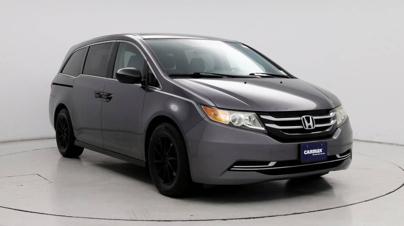 2015 Honda Odyssey LX — Minivan — 108,805 mi — Bakersfield, CA