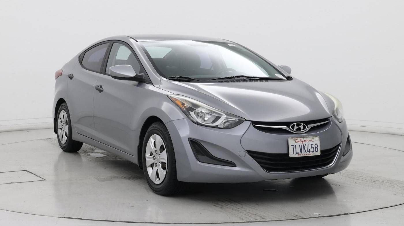 2016 Hyundai Elantra SE — Sedan — 24,033 mi — Bakersfield, CA
