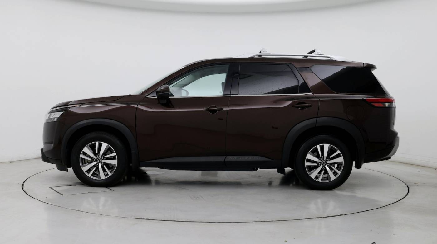 2022 Nissan Pathfinder SL — SUV — 35,388 mi — Bakersfield, CA
