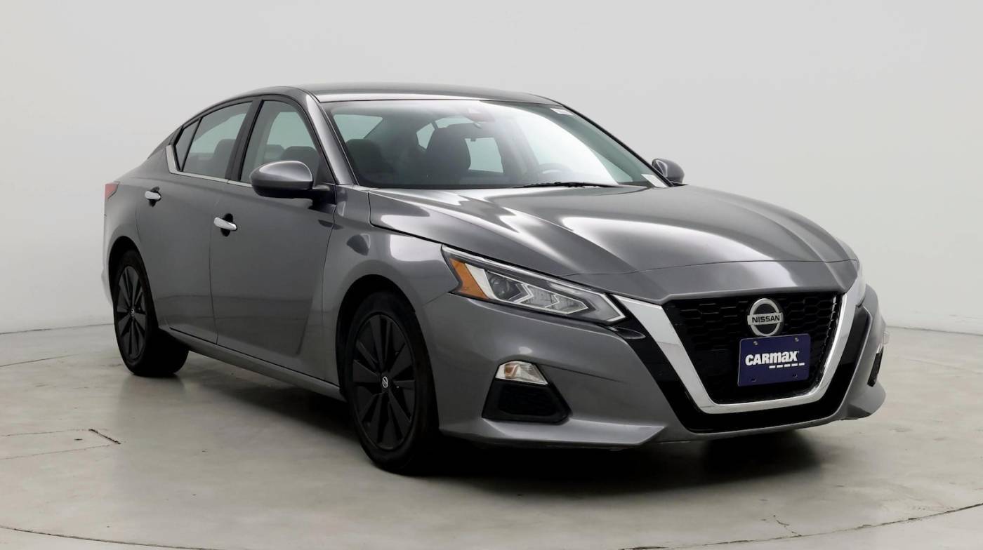 2022 Nissan Altima SV — Sedan — 55,847 mi — Bakersfield, CA