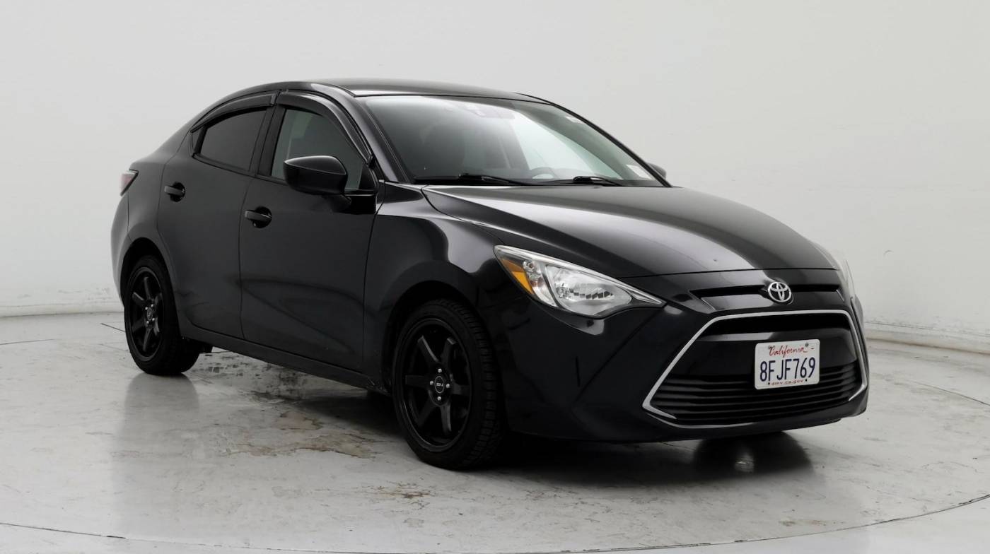 2018 Toyota Yaris iA Base — Sedan — 111,701 mi — Bakersfield, CA