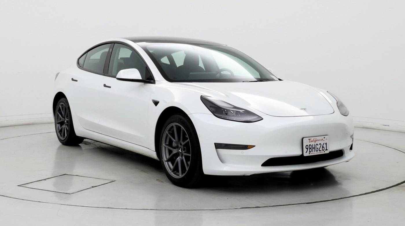 2022 Tesla Model 3 Standard Range Plus — Sedan — 16,621 mi — Bakersfield, CA