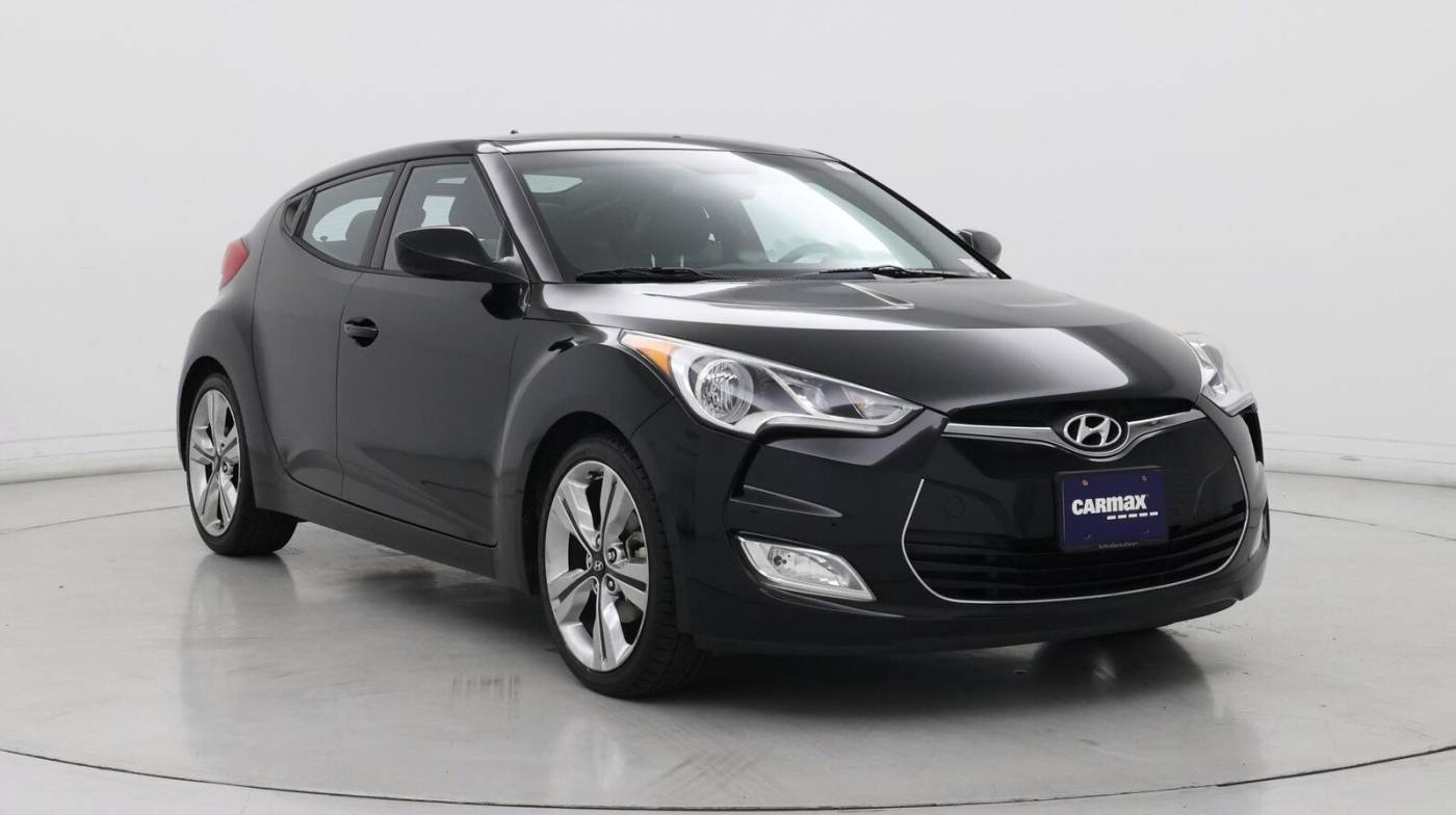 2016 Hyundai Veloster Base — Hatchback — 55,919 mi — Bakersfield, CA