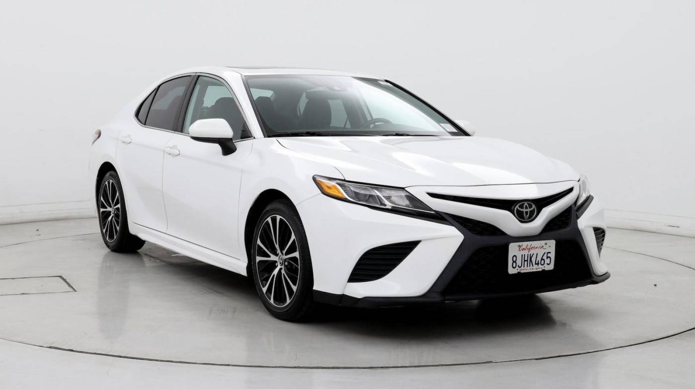 2019 Toyota Camry SE — Sedan — 44,703 mi — Bakersfield, CA