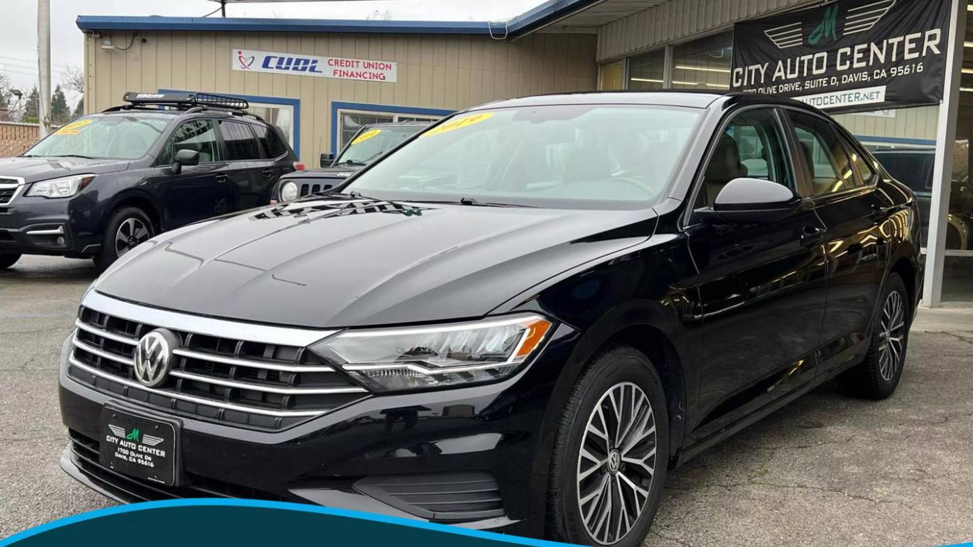 2019 Volkswagen Jetta SE — Sedan — 98,232 mi — Davis, CA