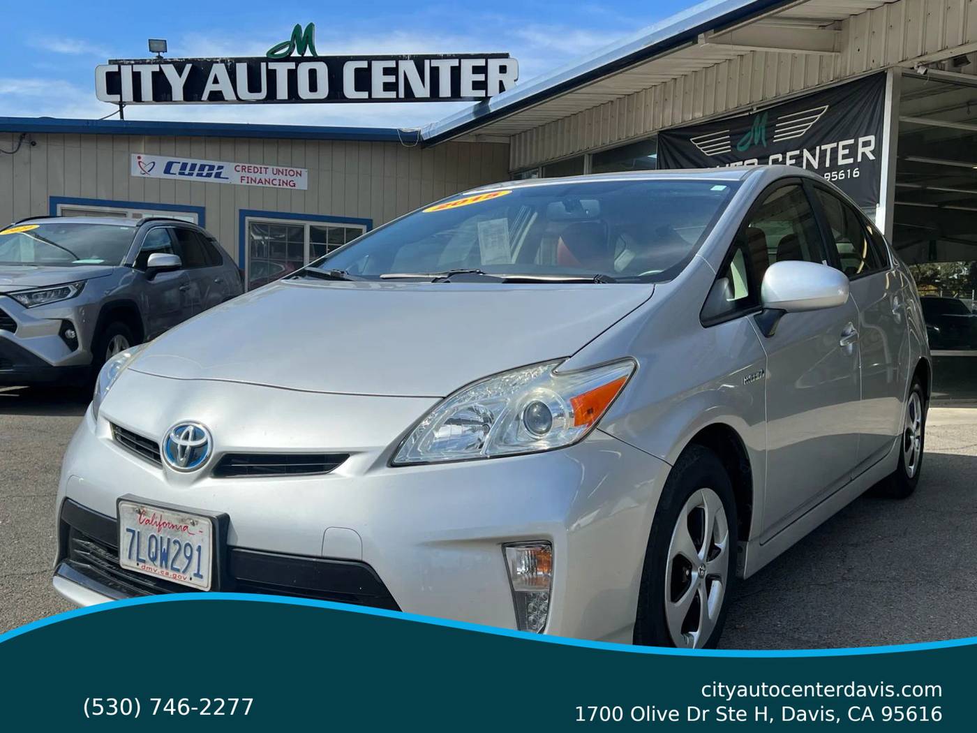 2015 Toyota Prius Five — Hatchback — 107,620 mi — Davis, CA