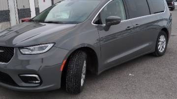 2022 Chrysler Pacifica Touring L — Minivan — 96,582 mi — Blackfoot, ID
