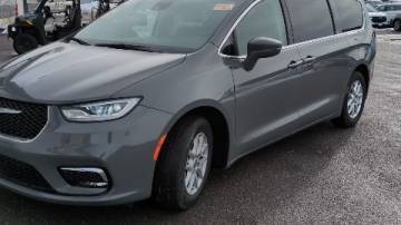 2022 Chrysler Pacifica Touring L — Minivan — 95,793 mi — Blackfoot, ID