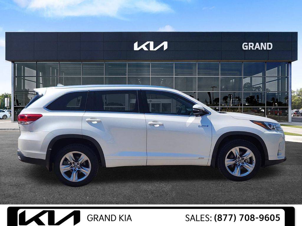 2019 Toyota Highlander Hybrid Limited — SUV — 74,809 mi — Thornton, CO