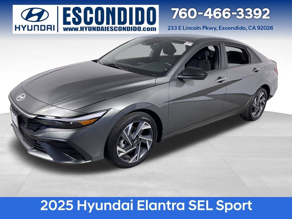 2025 Hyundai Elantra SEL Sport — Sedan — 5,101 mi — Escondido, CA