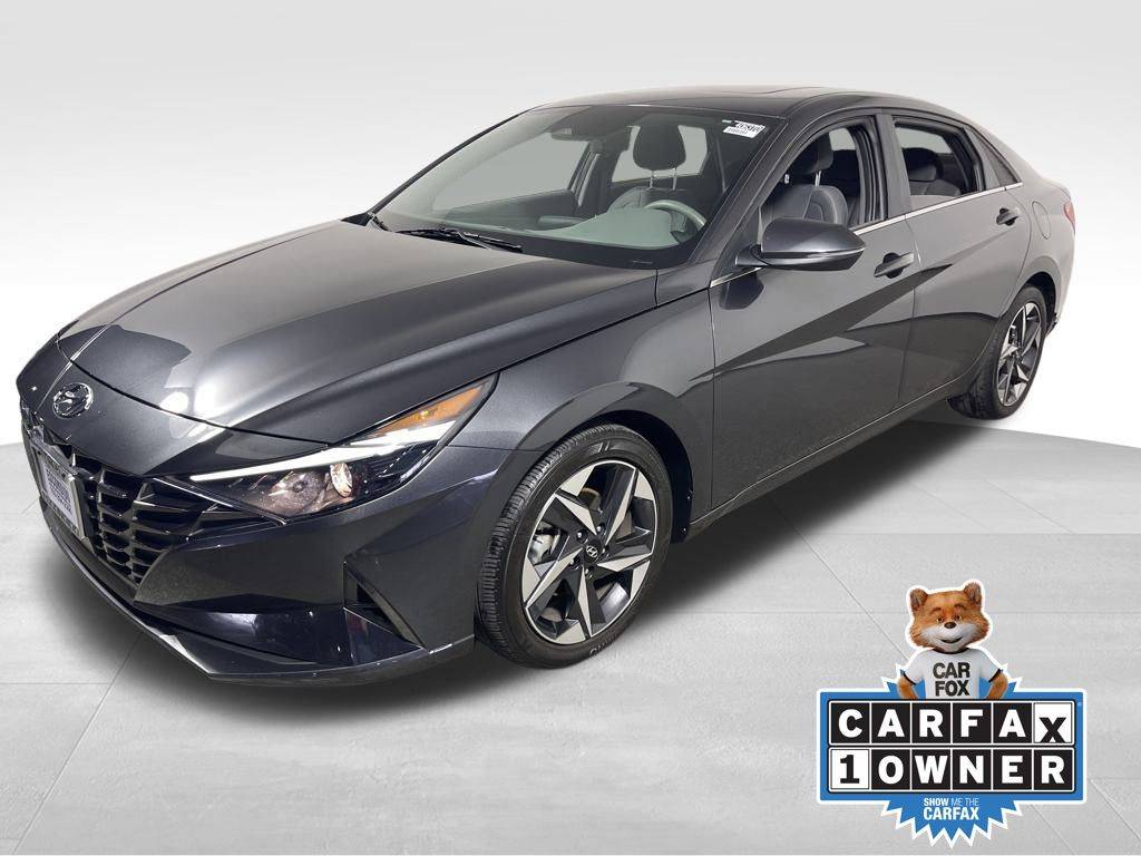 2022 Hyundai Elantra SEL — Sedan — 27,942 mi — Escondido, CA