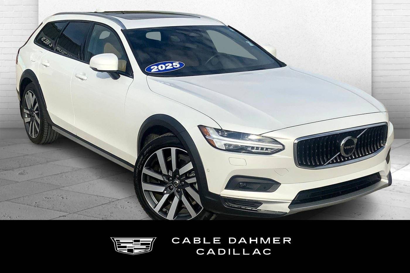 2025 Volvo V90 Cross Country Ultra — Wagon — 15,148 mi — Kansas City, MO