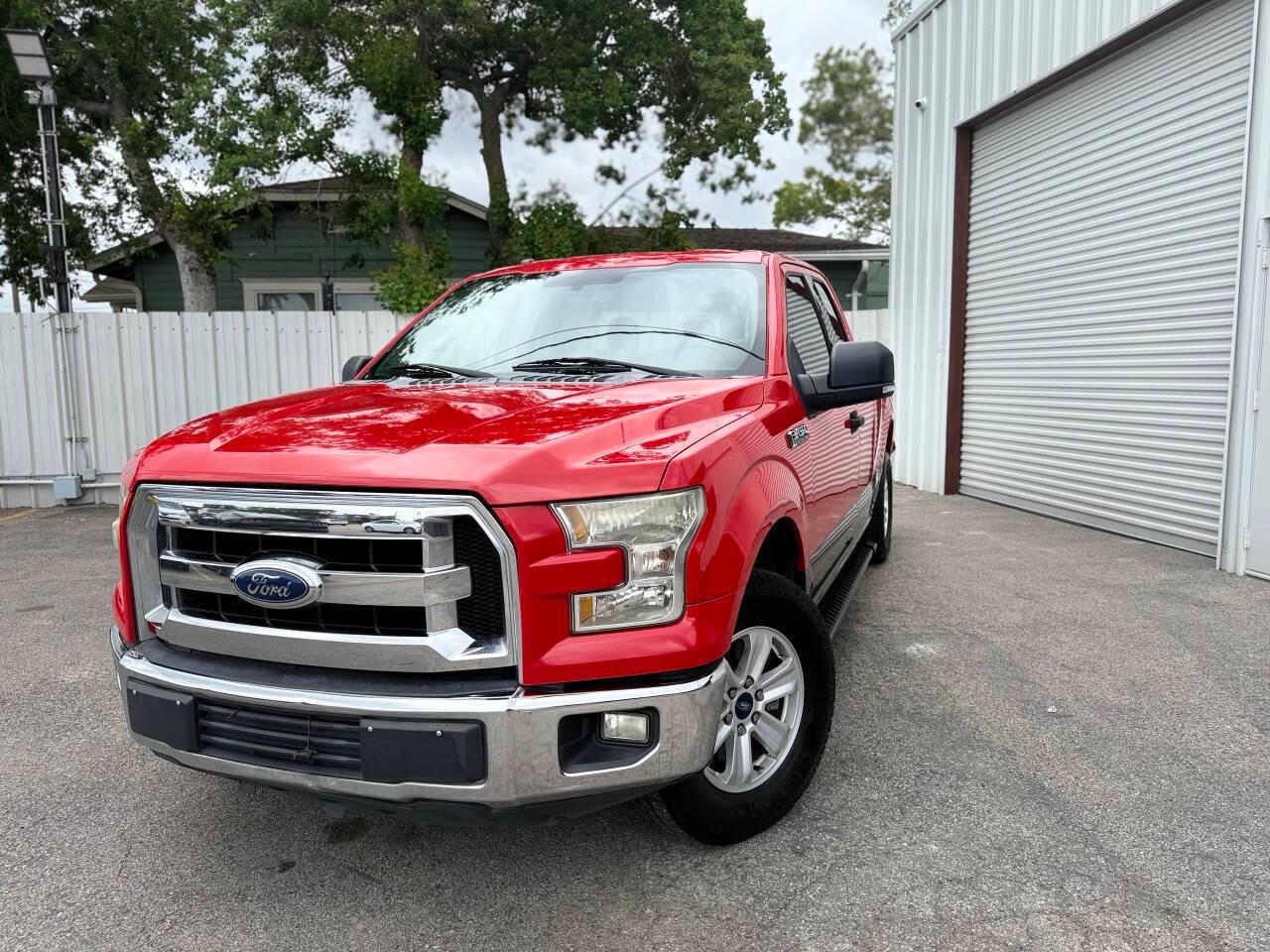 2015 Ford F-150 XLT — Pickup Truck — 219,296 mi — Houston, TX