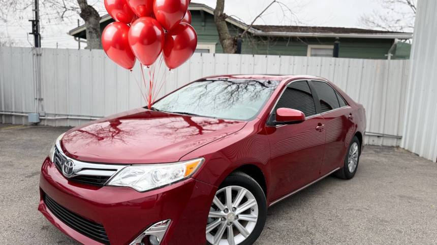 2014 Toyota Camry XLE — Sedan — 105,358 mi — Houston, TX