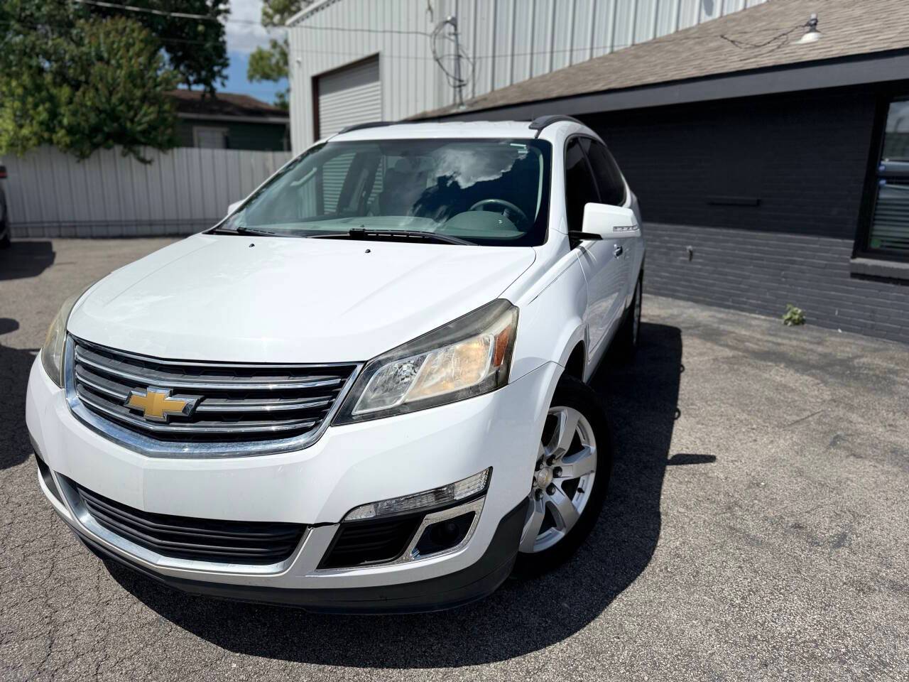 2017 Chevrolet Traverse LT — SUV — 143,977 mi — Houston, TX