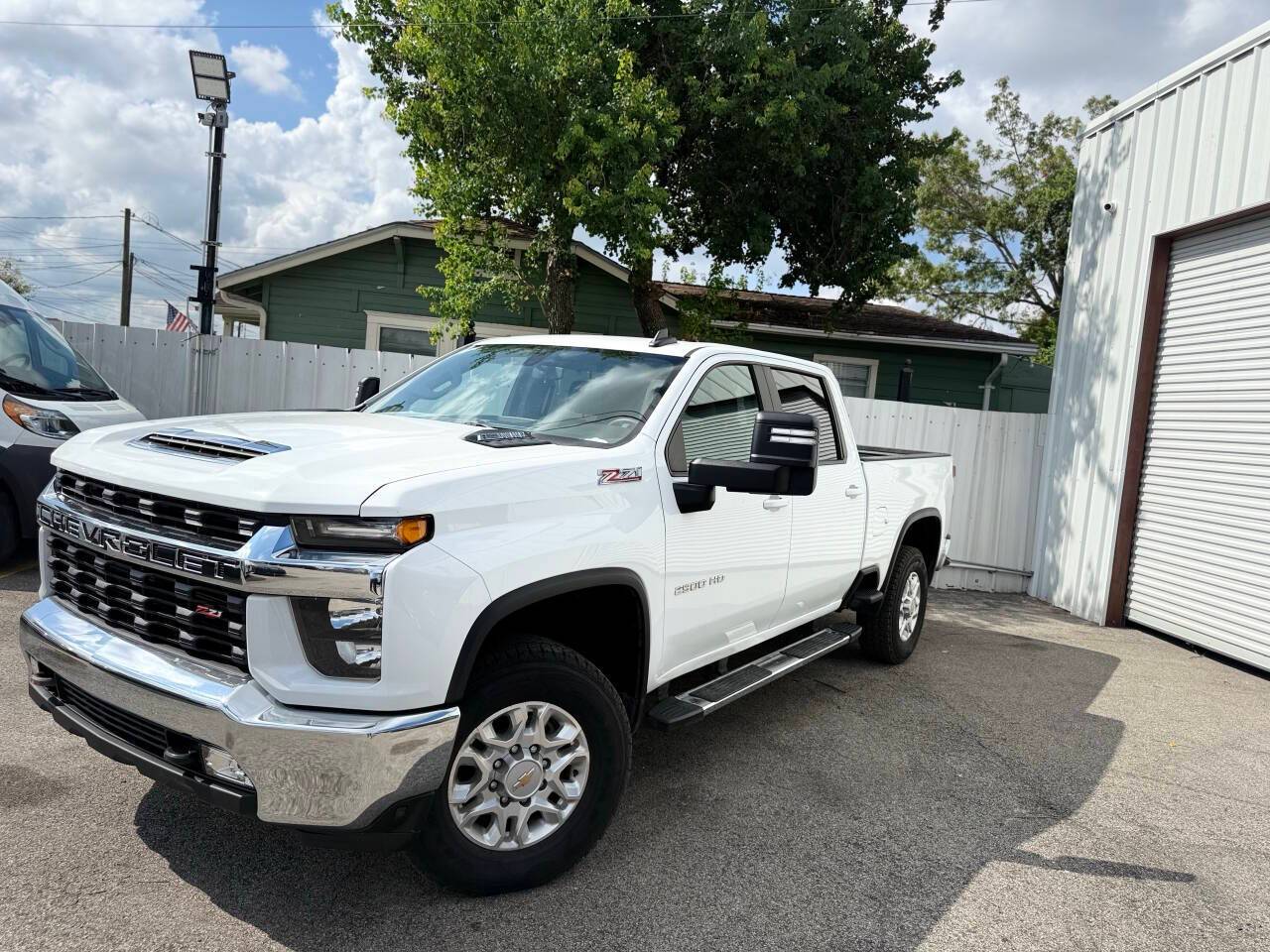 2023 Chevrolet Silverado 2500HD LT — Pickup Truck — 34,522 mi — Houston, TX