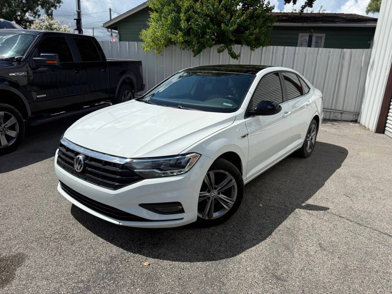 2019 Volkswagen Jetta R-Line — Sedan — 127,301 mi — Houston, TX