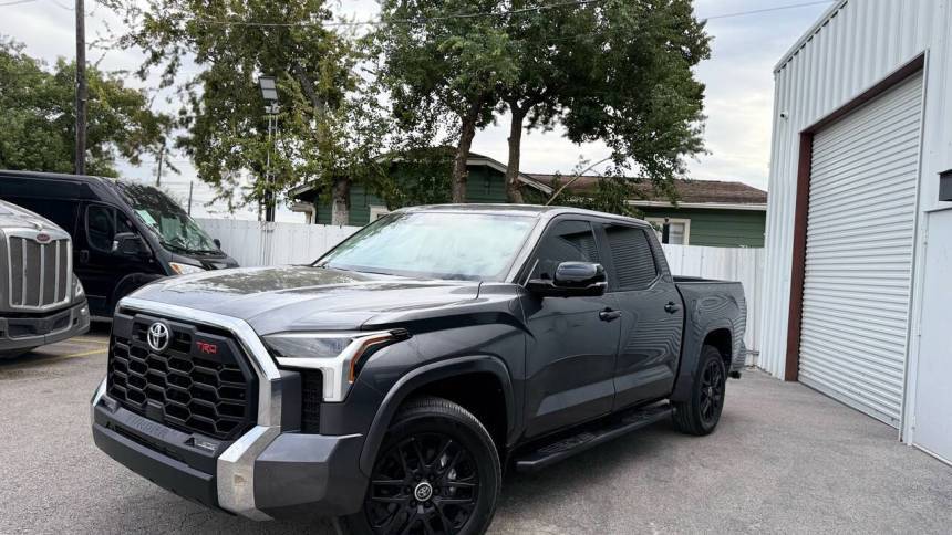2023 Toyota Tundra SR5 — Pickup Truck — 9,553 mi — Houston, TX