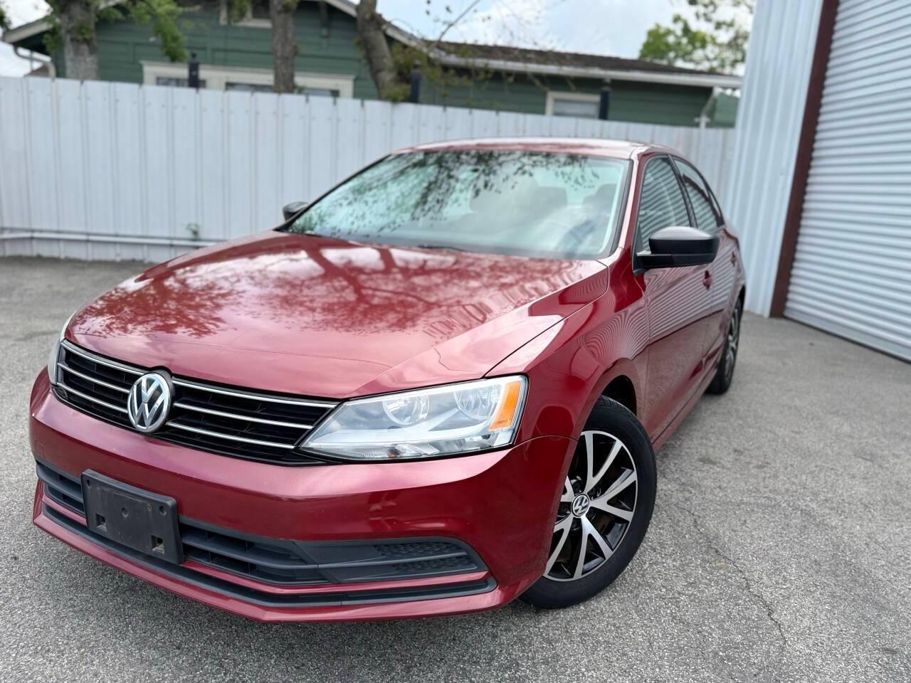 2016 Volkswagen Jetta 1.4T SE — Sedan — 83,037 mi — Houston, TX